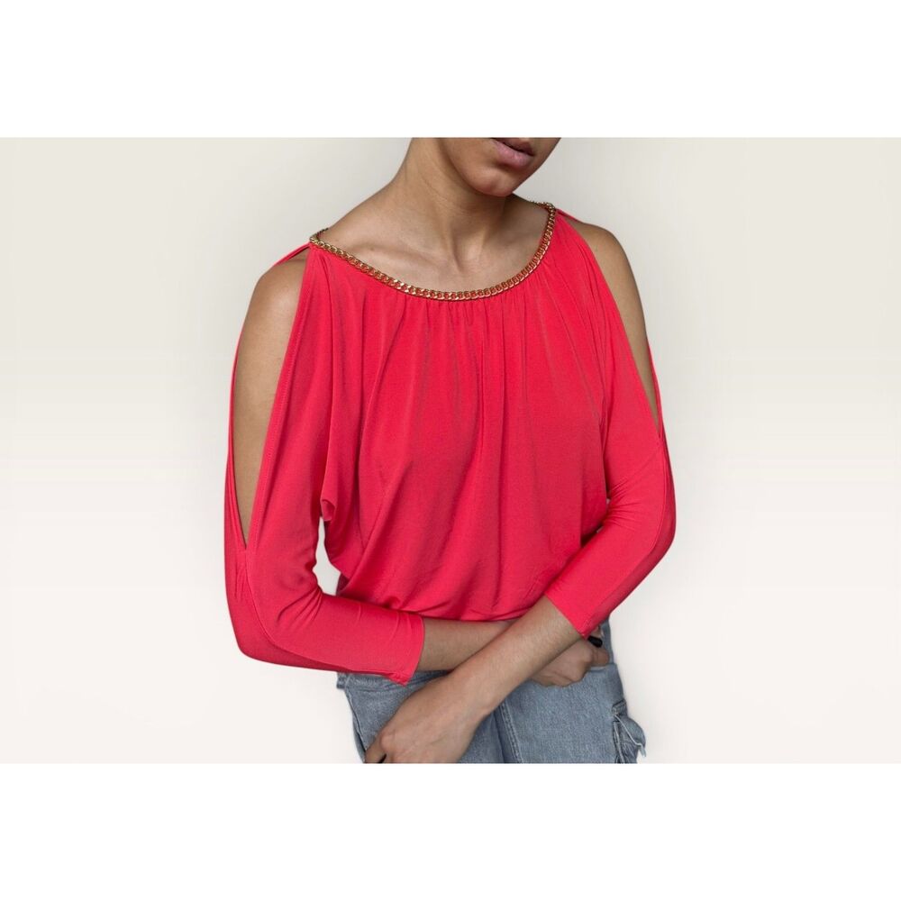 Michael Kors Cold-Shoulder Coral Blouse Gold Cuban Link‎ Chain Neckline Mob Wife